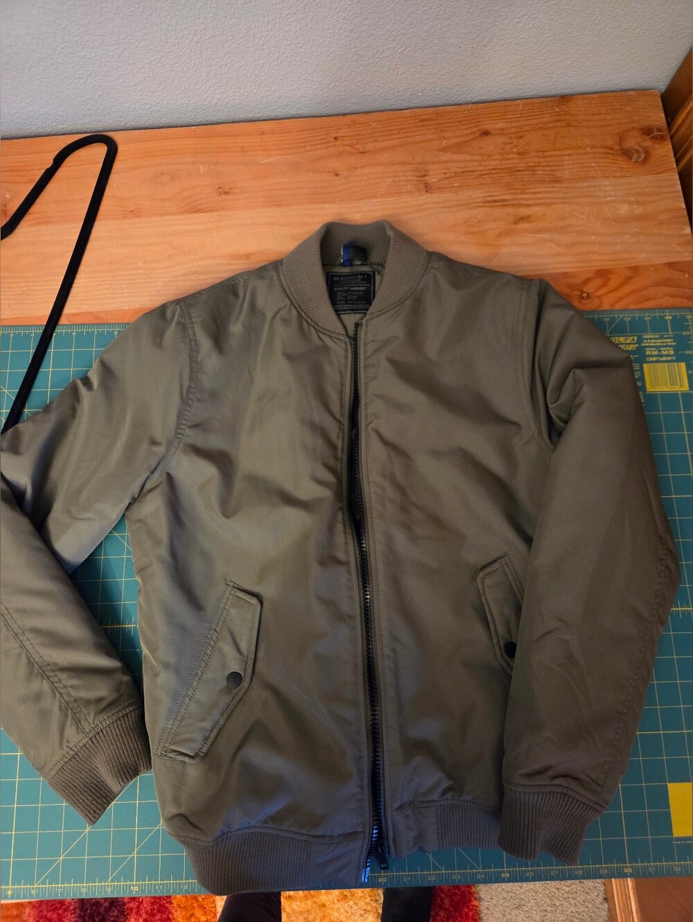 Woman's Olive Bomber Jacket - Divided By H&M